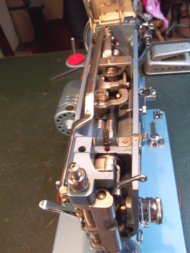 Vintage 1.3 Amp Montgomery Wards Sewing Machine, made in Japan by the Happy Industrial Corporation
